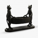 Статуэтка Коты с корзинкой
