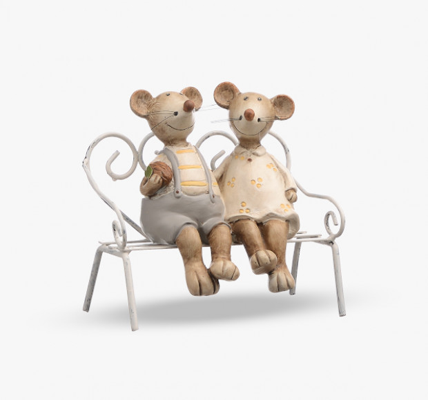 Статуэтка Мышата пара на скамейке