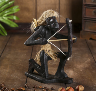 Статуэтка Абориген-лучник