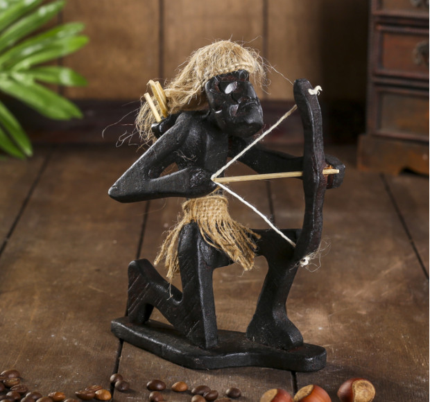 Статуэтка Абориген-лучник